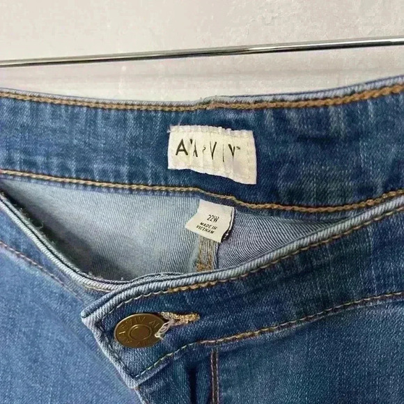 Ava & Viv Plus Size Skinny Jean 22W #39 - Picture 4 of 6